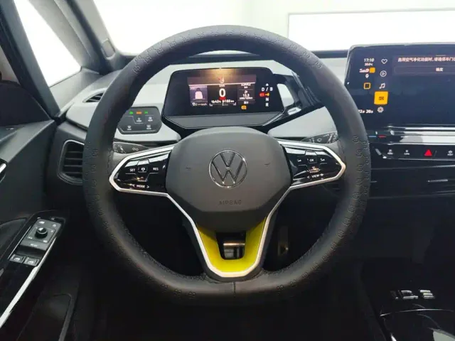Volkswagen ID.3 — Фото автомобиля 15