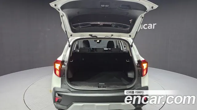 Kia Seltos — Фото автомобиля 28