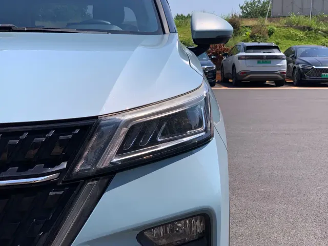 Wuling Asta — Фото автомобиля 12