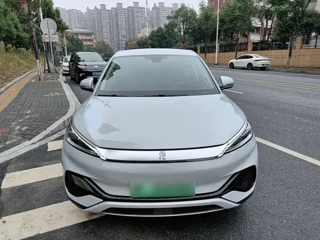 BYD Yuan PLUS — Фото автомобиля 2