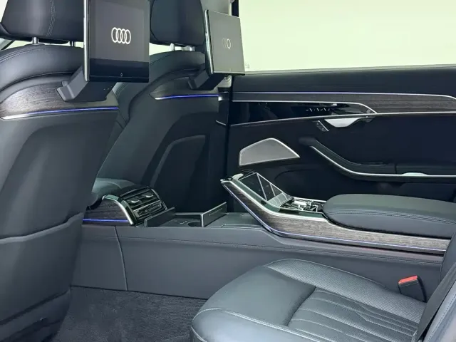 Audi A8 — Фото автомобиля 6