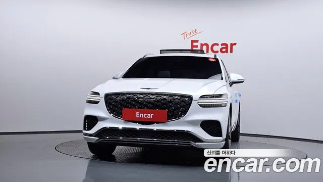 Genesis GV70 — Фото автомобиля 3