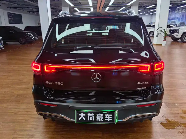 Mercedes-Benz EQB — Фото автомобиля 5