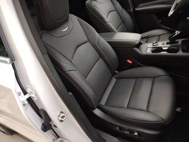 Cadillac XT4 — Фото автомобиля 24