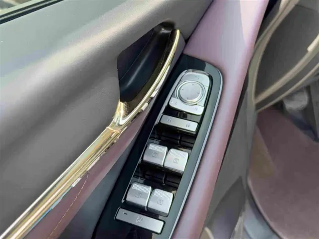 GAC Trumpchi M8 — Фото автомобиля 9