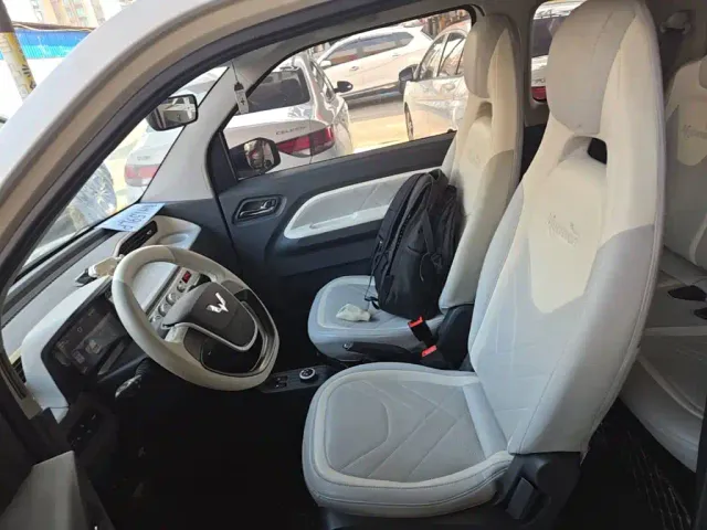 Wuling Hongguang Mini EV — Фото автомобиля 14