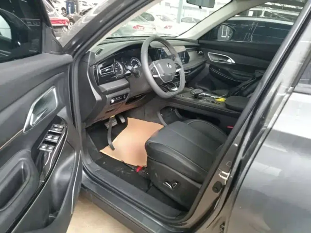 Changan X7 Plus — Фото автомобиля 14