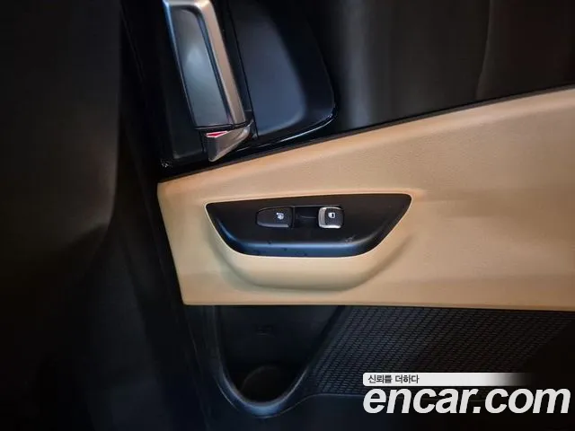 Kia Canival Carnival 4 поколение Дизель 9 мест Prestige — Фото автомобиля 19
