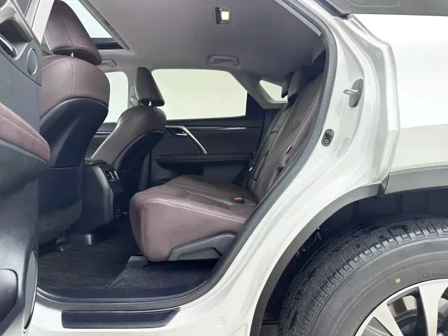 Lexus RX — Фото автомобиля 7