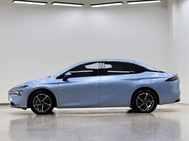 GAC Aion S MAX — Фото автомобиля 4