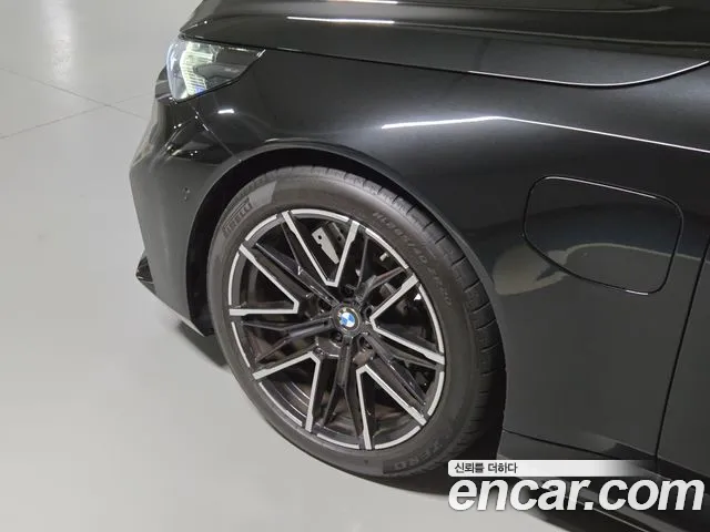 BMW M5 G90 — Фото автомобиля 3