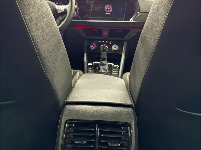 Volkswagen Sagitar — Фото автомобиля 11
