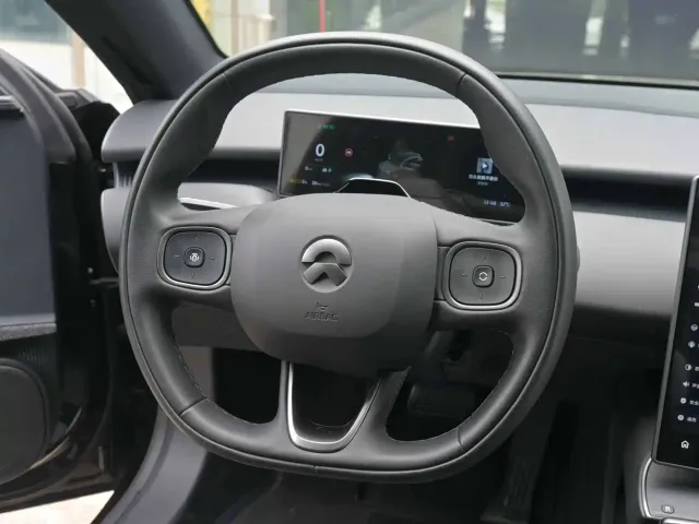 Nio ET5 Touring — Фото автомобиля 7