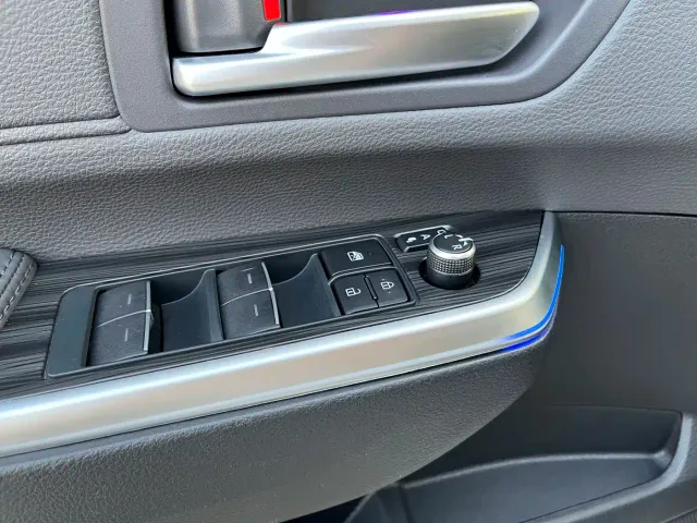 Toyota Sienna — Фото автомобиля 7