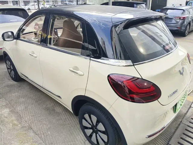 Wuling Bingo — Фото автомобиля 4