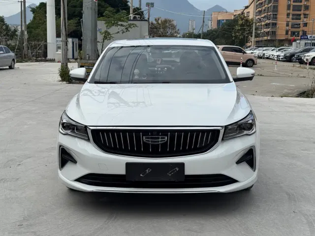 Geely Emgrand — Фото автомобиля 2
