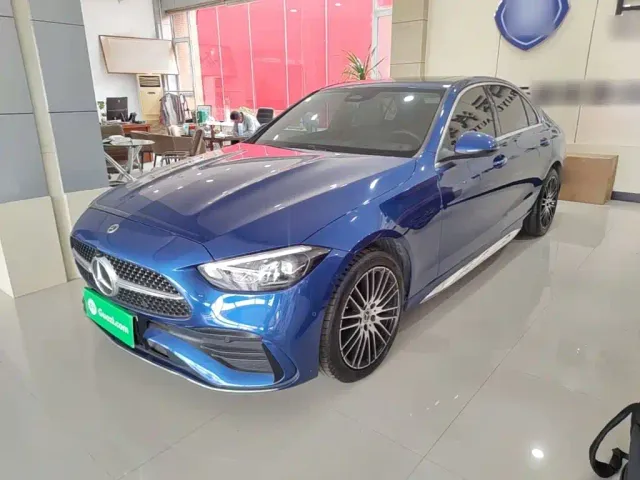 Фотография автомобиля — Mercedes-Benz C-Class