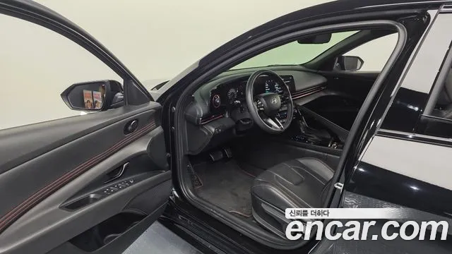 Hyundai AVANTE Новый Avante (CN7) — Фото автомобиля 10