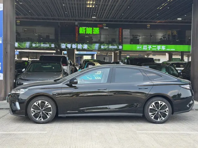 BYD Seal 07 EV — Фото автомобиля 2
