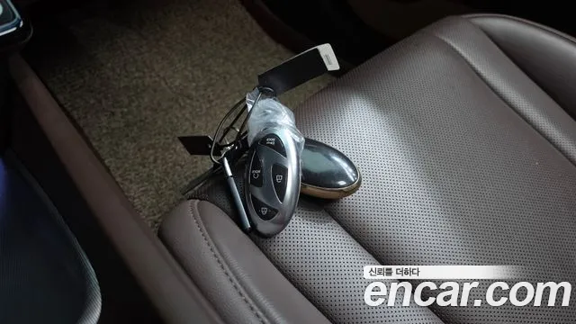 Hyundai Grandeur Grandeur (GN7) — Фото автомобиля 14