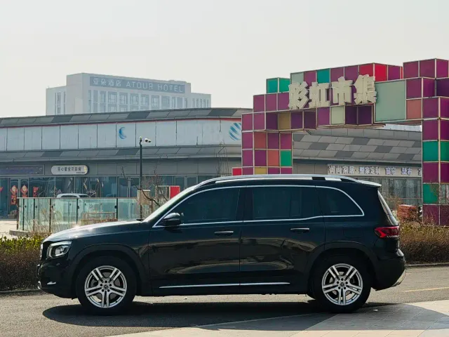 Mercedes-Benz GLB-Class — Фото автомобиля 2