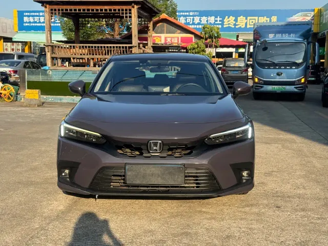 Honda Civic — Фото автомобиля 2