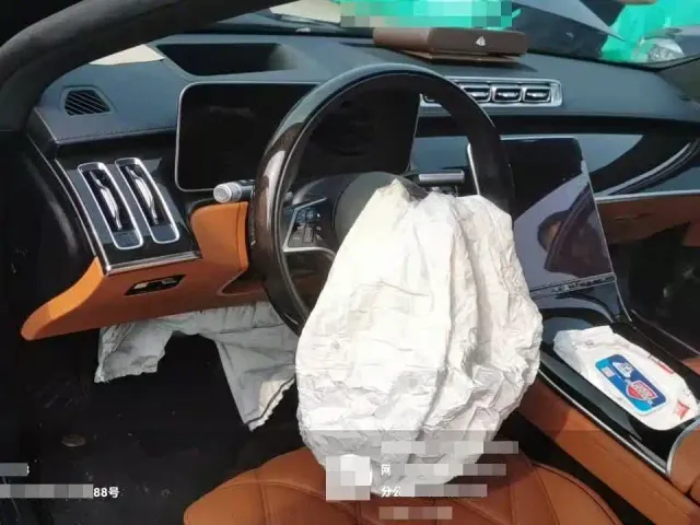 Mercedes-Benz Maybach S-Class — Фото автомобиля 13