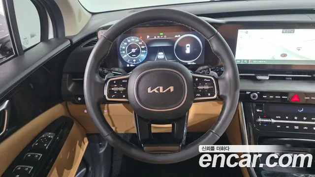 Kia Carnival — Фото автомобиля 19