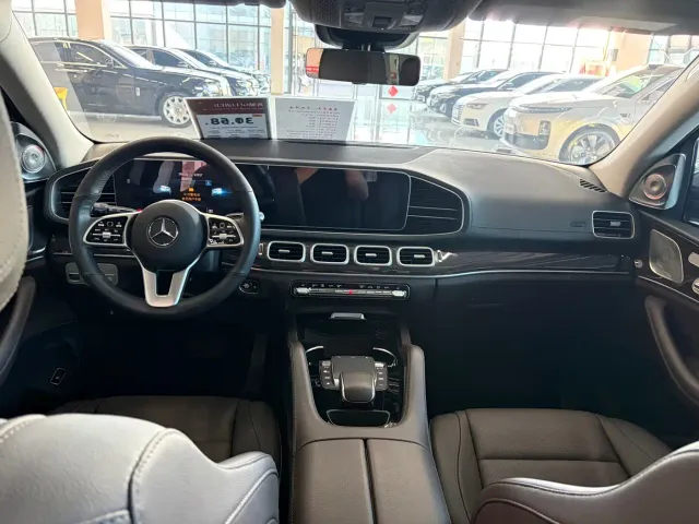 Mercedes-Benz GLE-Class — Фото автомобиля 6