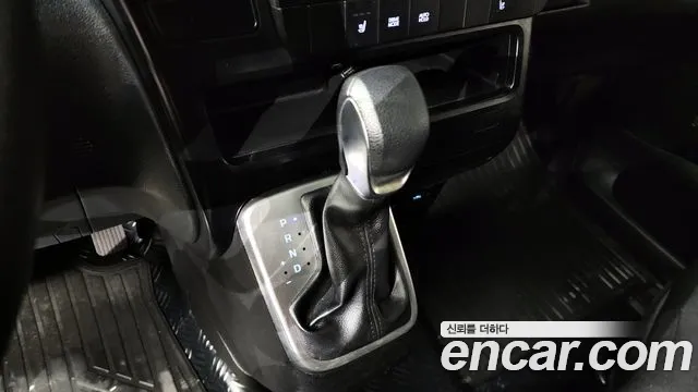 Hyundai Staria Staria Карго 3 места — Фото автомобиля 9