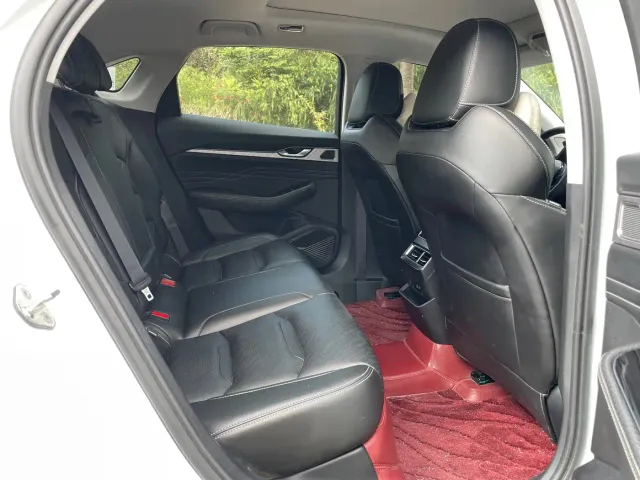 Geely Xingrui — Фото автомобиля 10