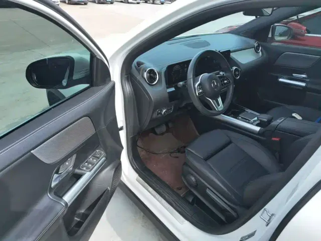 Mercedes-Benz GLA-Class — Фото автомобиля 11
