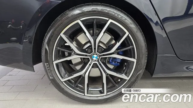 BMW 5 Series G30 — Фото автомобиля 5