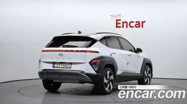 Hyundai Kona SX2 — Фото автомобиля 2