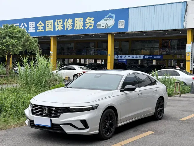Фотография автомобиля — Honda Accord