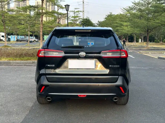 Toyota Wildlander — Фото автомобиля 16