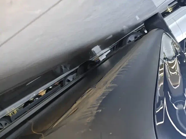 Tesla Model Y — Фото автомобиля 21