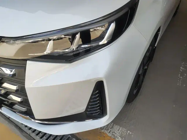 GAC Trumpchi M6 — Фото автомобиля 23