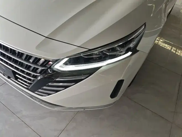 Nissan Teana — Фото автомобиля 23