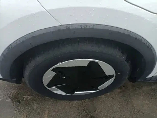 Geely Geometry E Firefly — Фото автомобиля 22