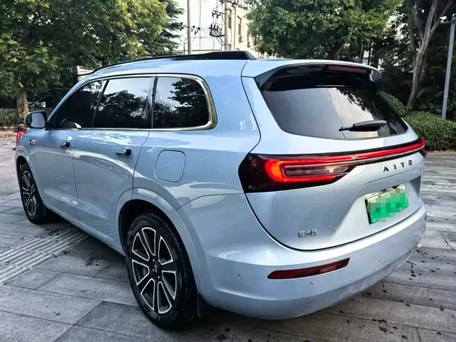 Aito M7 — Фото автомобиля 13