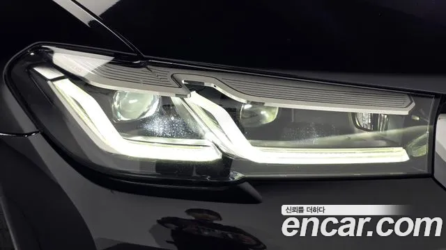 BMW 5 Series G30 — Фото автомобиля 7