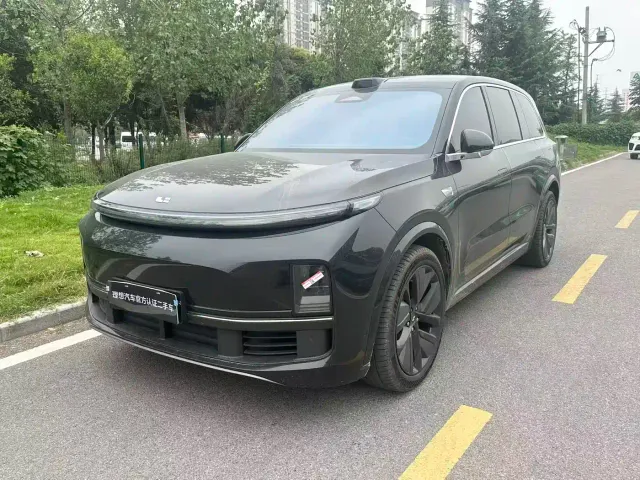Фотография автомобиля — Li Auto L9