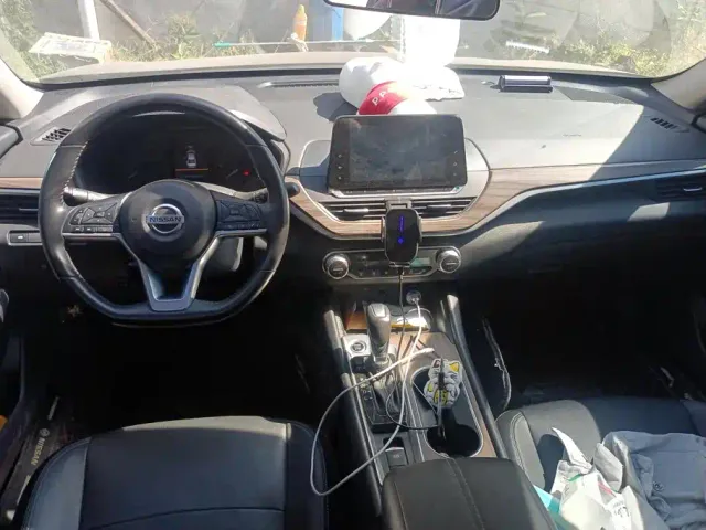 Nissan Teana — Фото автомобиля 12