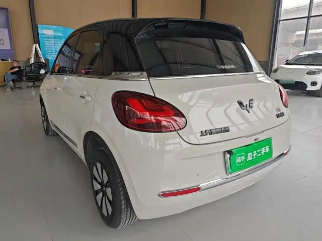 Wuling Bingo — Фото автомобиля 4