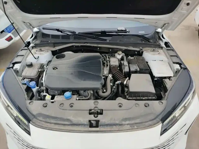 Changan Lamore — Фото автомобиля 19