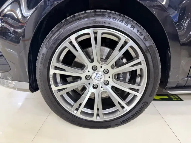 Mercedes-Benz V-Class — Фото автомобиля 5