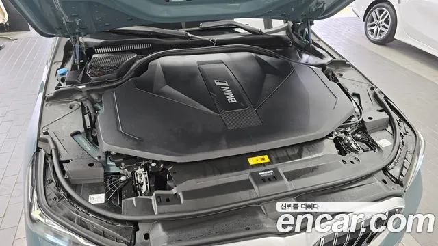 BMW i5 G60 — Фото автомобиля 6