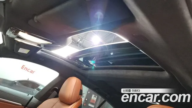 BMW 8 Series G15 — Фото автомобиля 19