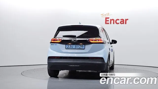 Chevrolet Bolt EV — Фото автомобиля 4